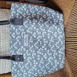 NWOT, Earth Squared tote bag. Gray floral